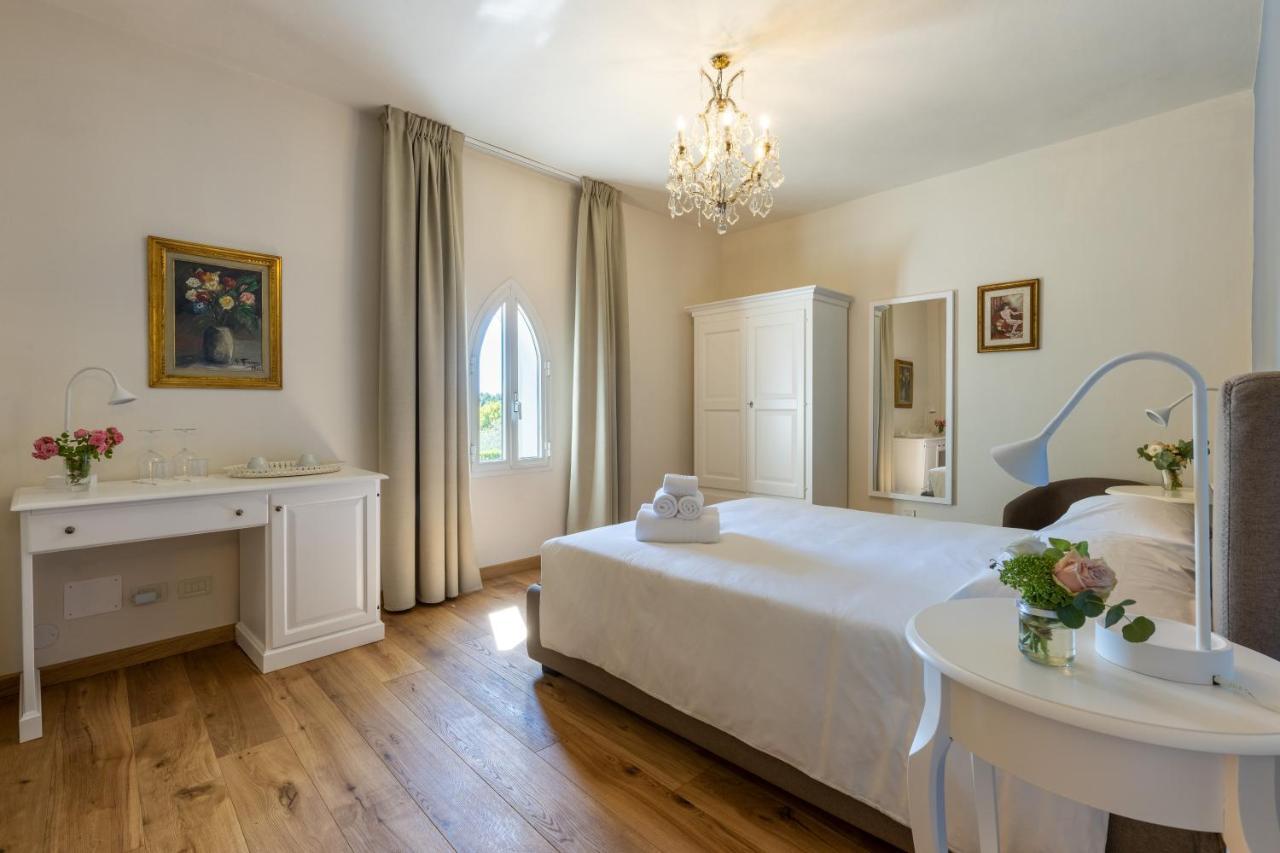 Bed and Breakfast Ninfeo Dell' Arancera Кальчі Екстер'єр фото